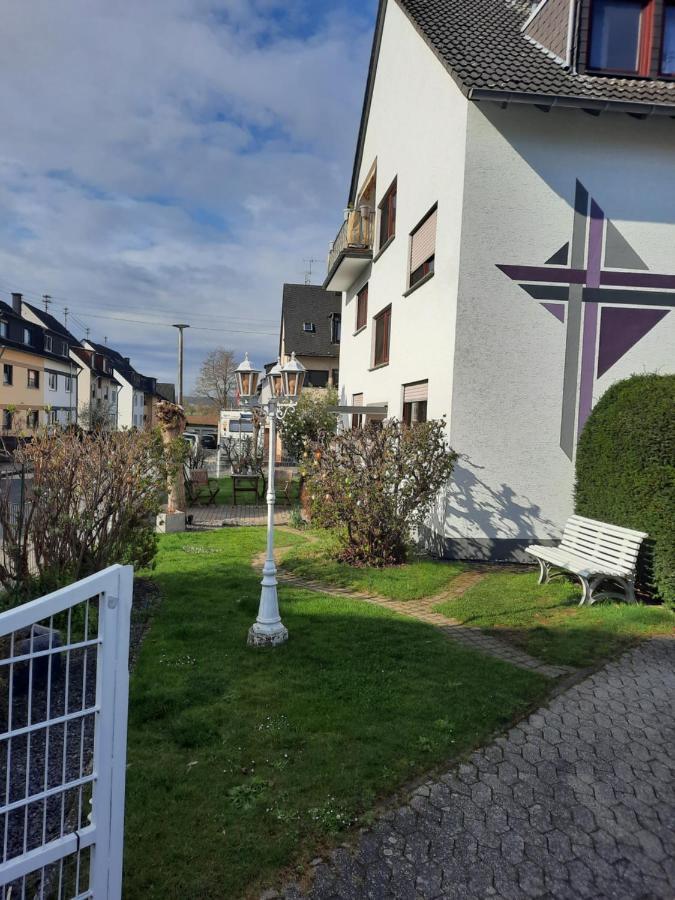 Ferienwohnung Hilgert Sankt Sebastian エクステリア 写真